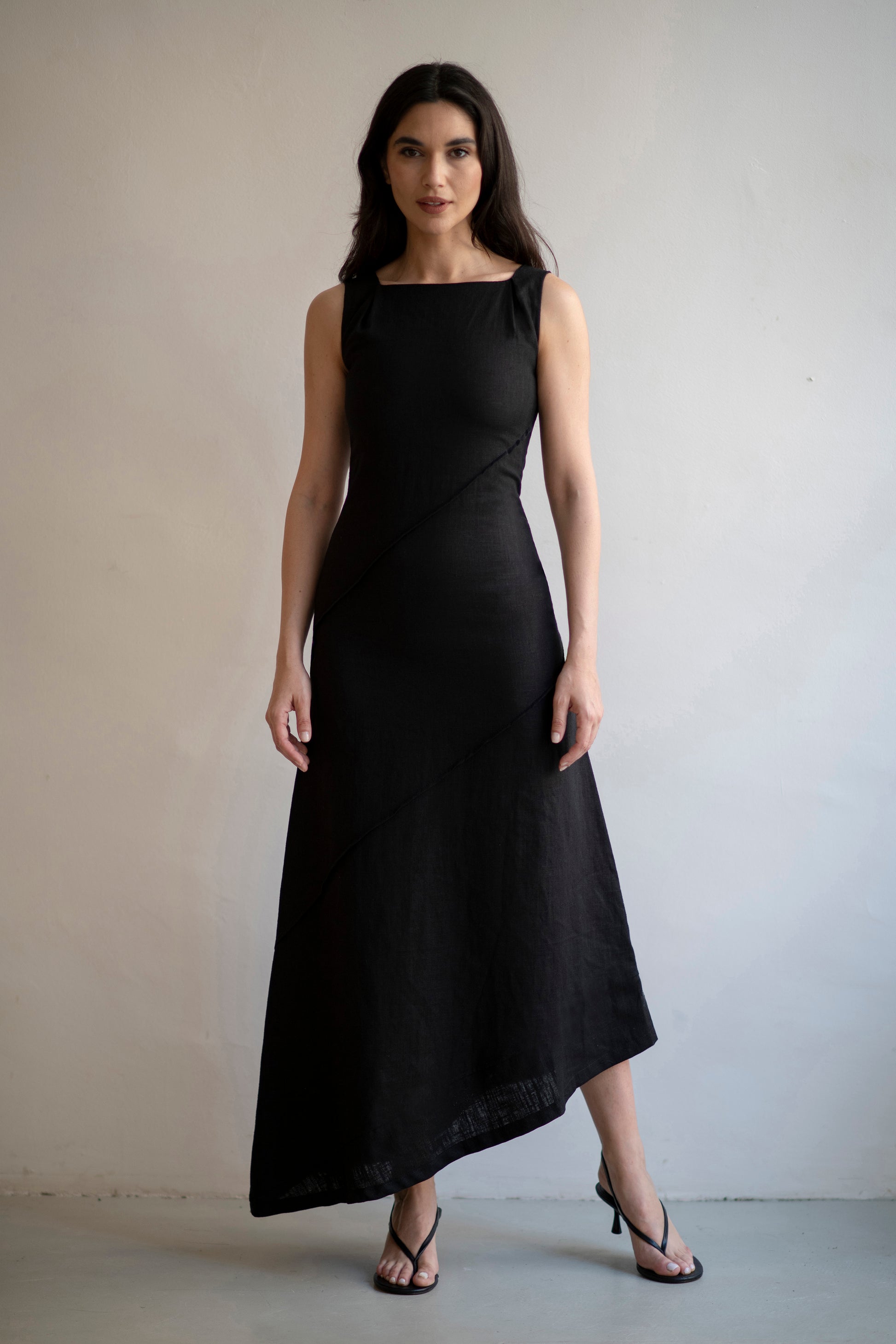 VESTIDO LINO ASIMÉTRICO