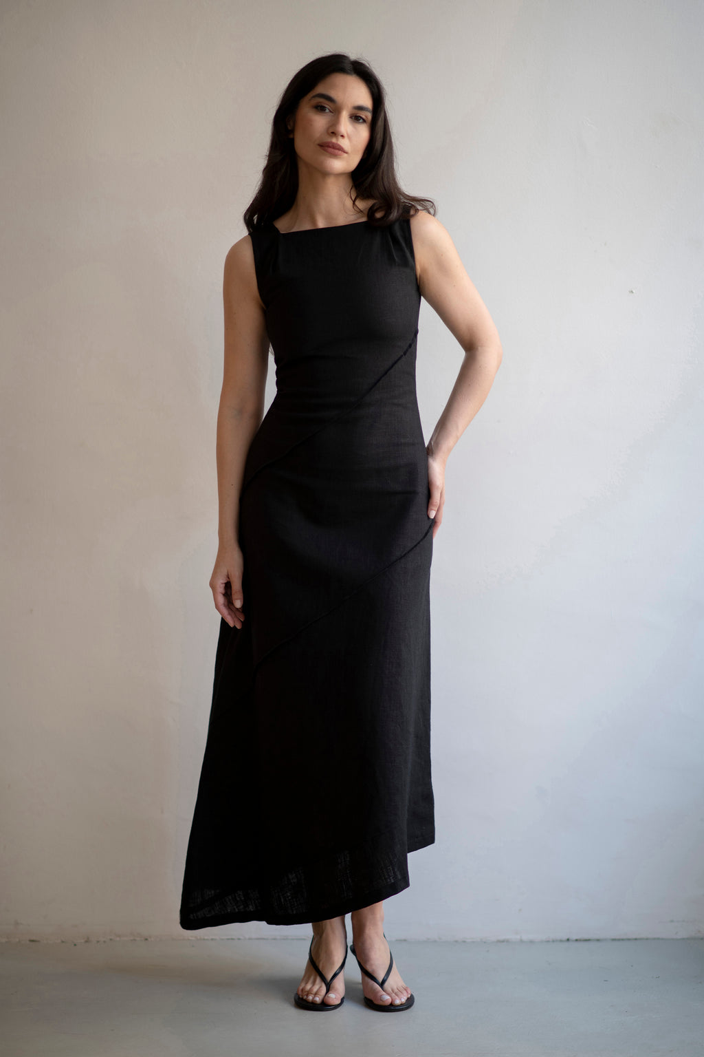 VESTIDO LINO ASIMÉTRICO